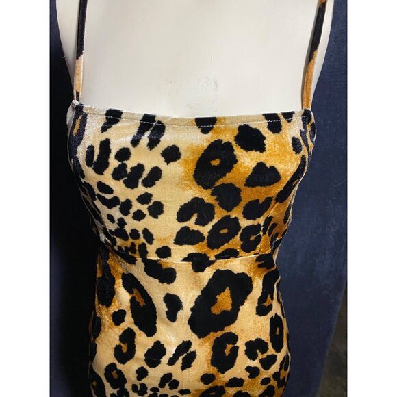 Leopard Print Bodycon Dress With Adjustable Spaghetti Straps - Picture 3 of 6